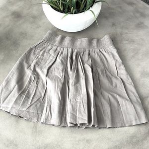 Banana Republic Gray Pleated  Skirt